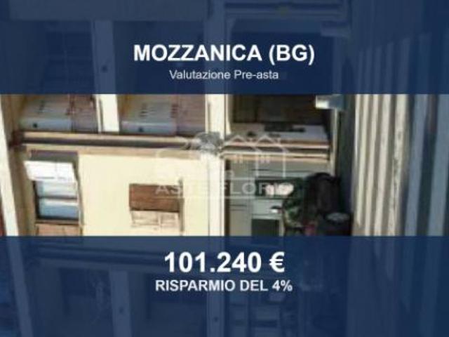 Immobile in asta di 165 m in vendita a Mozzanica