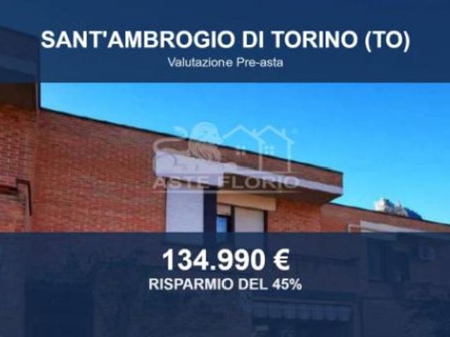 Immobile in asta di 166 m con più di 5 locali e box auto doppio in vendita a Sant'Ambrogio di Torino