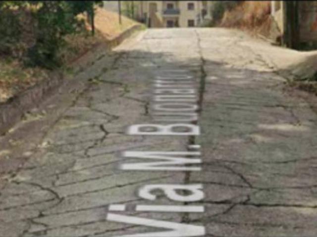 Immobile in asta di 169 m con più di 5 locali in vendita a Montalto Uffugo