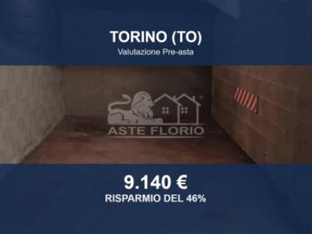 Immobile in asta di 16 m in vendita a Torino