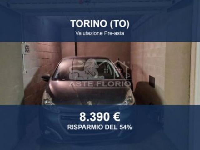 Immobile in asta di 16 m in vendita a Torino