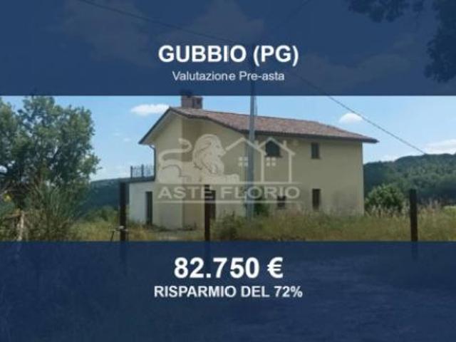 Immobile in asta di 173 m con più di 5 locali e box auto in vendita a Gubbio