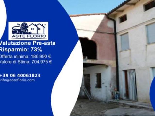 Immobile in asta di 170 m in vendita a Fara Vicentino