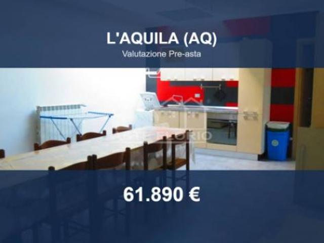Immobile in asta di 171 m con più di 5 locali in vendita a L'Aquila
