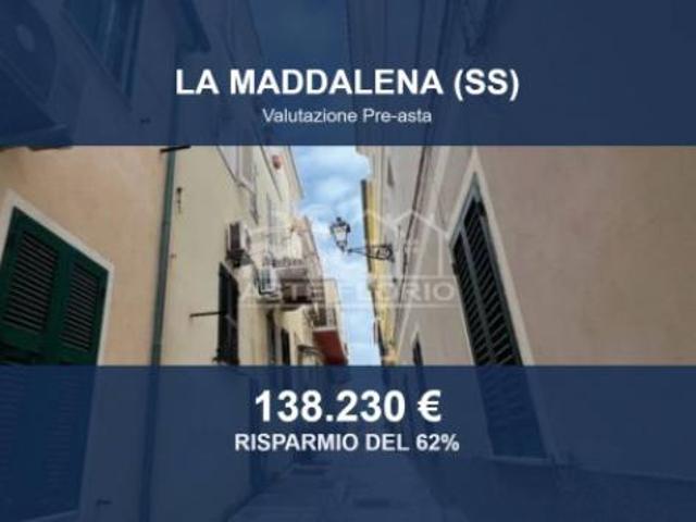 Immobile in asta di 171 m in vendita a La Maddalena