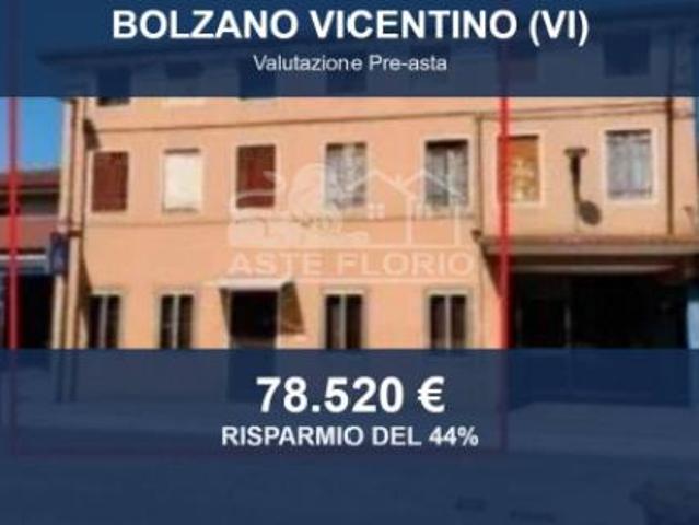 Immobile in asta di 172 m in vendita a Bolzano Vicentino