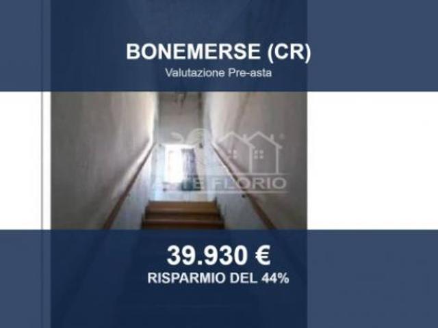 Immobile in asta di 174 m, box auto in vendita a Bonemerse
