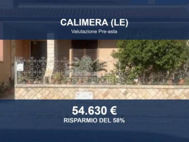Immobile in asta di 174 m con più di 5 locali e box auto in vendita a Calimera