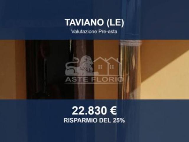 Immobile in asta di 1750 m con più di 5 locali in vendita a Taviano