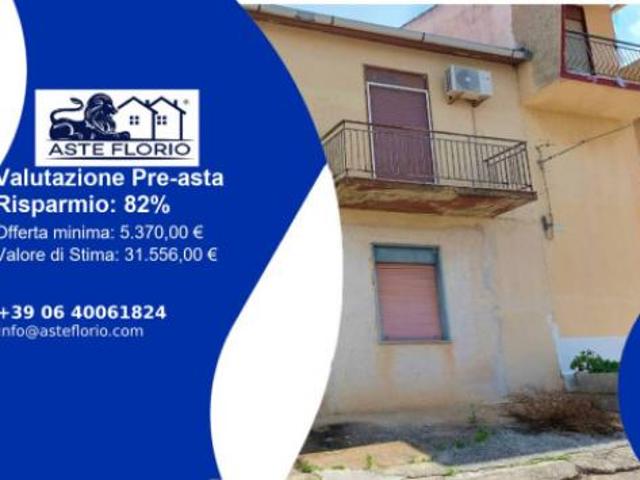 Immobile in asta di 175 m con 3 locali e box auto in vendita a Salaparuta