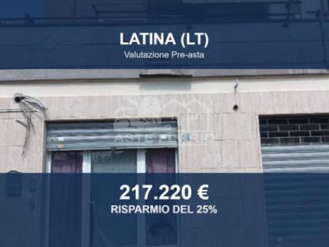 Immobile in asta di 176 m in vendita a Latina