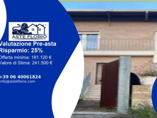 Immobile in asta di 179 m, box auto in vendita a Putignano