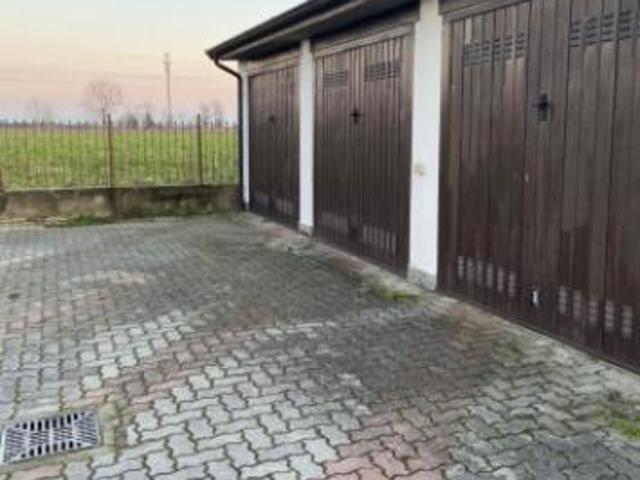 Immobile in asta di 17 m con 1 locale e box auto in vendita a Torrevecchia Pia