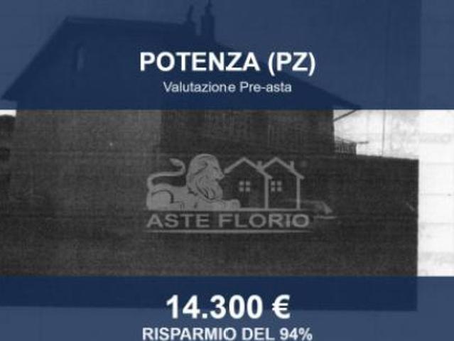 Immobile in asta di 183 m, box auto in vendita a Potenza