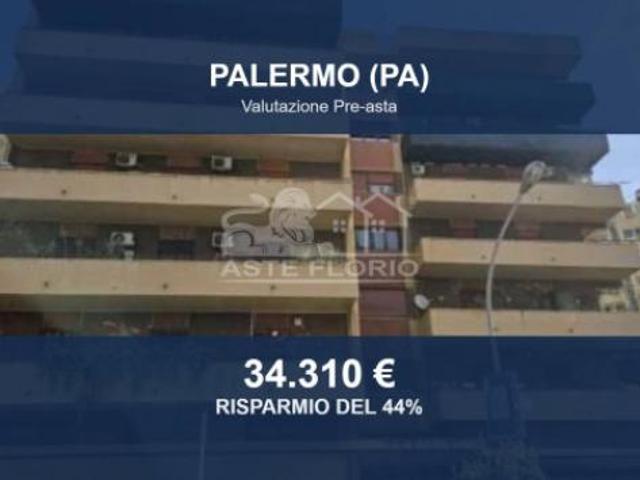 Immobile in asta di 183 m con più di 5 locali in vendita a Palermo