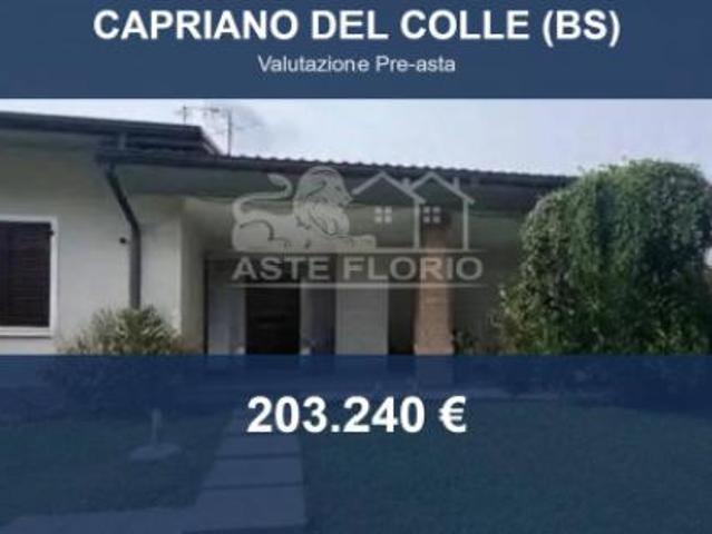 Immobile in asta di 180 m con più di 5 locali e box auto in vendita a Capriano del Colle