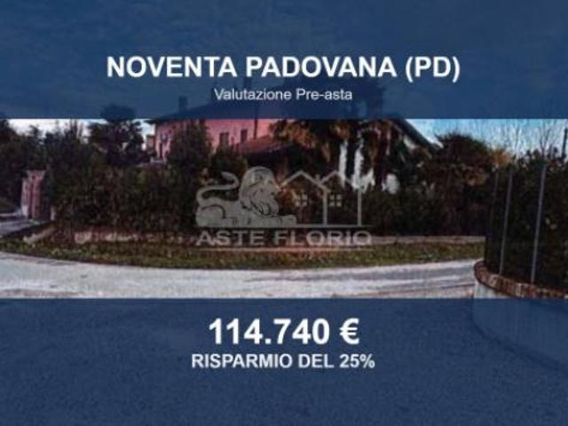 Immobile in asta di 180 m con più di 5 locali e box auto in vendita a Noventa Padovana