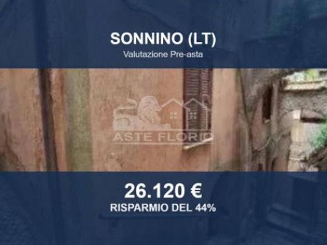 Immobile in asta di 180 m con più di 5 locali in vendita a Sonnino