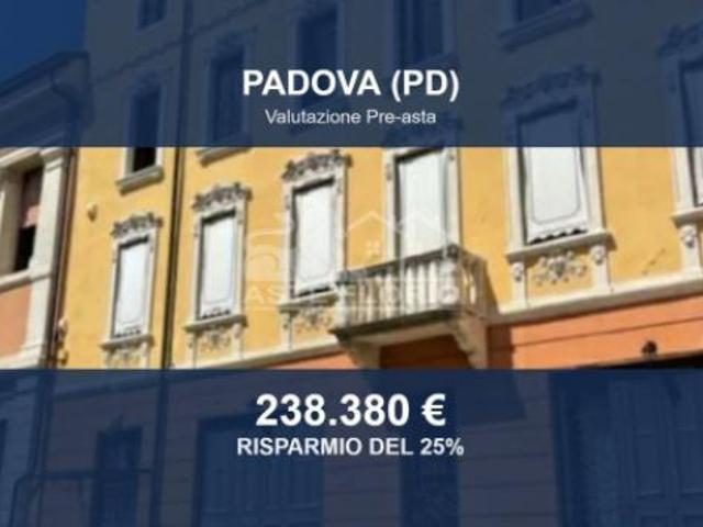 Immobile in asta di 180 m in vendita a Padova
