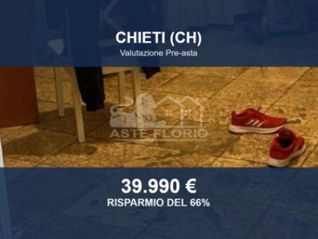 Immobile in asta di 184 m con più di 5 locali in vendita a Chieti