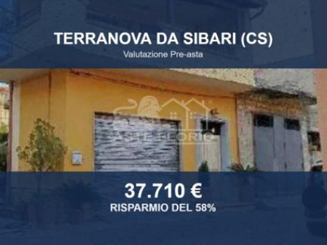 Immobile in asta di 185 m, box auto in vendita a Terranova da Sibari