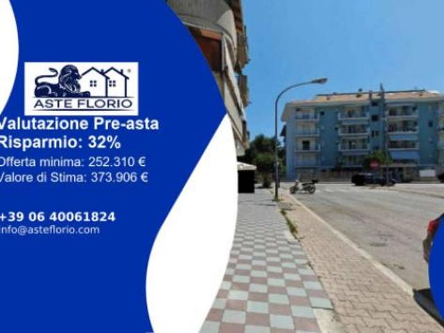Immobile in asta di 190 m con più di 5 locali in vendita a San Benedetto del Tronto