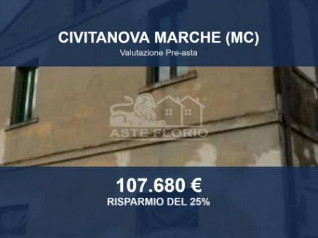 Immobile in asta di 192 m con più di 5 locali in vendita a Civitanova Marche
