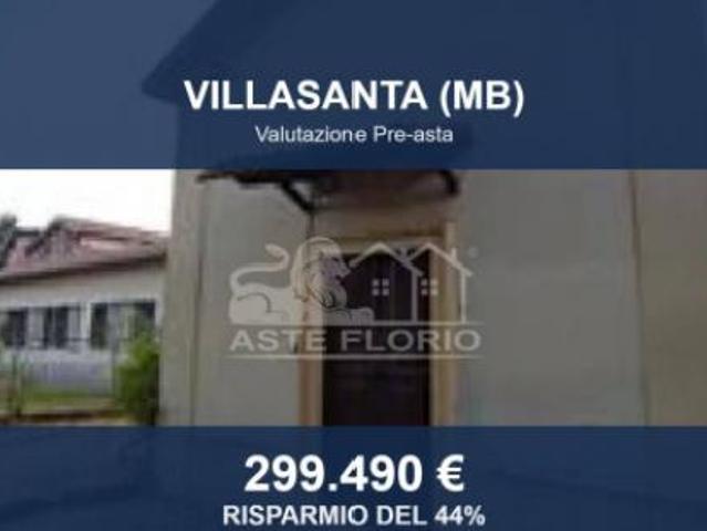 Immobile in asta di 197 m, box auto doppio in vendita a Villasanta