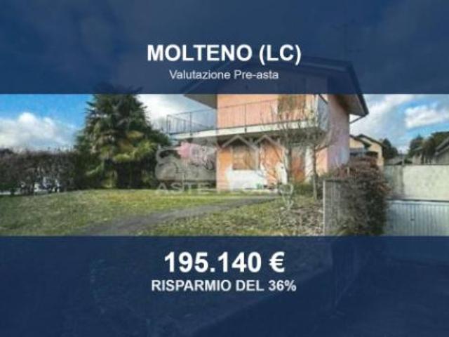 Immobile in asta di 197 m con più di 5 locali e box auto in vendita a Molteno