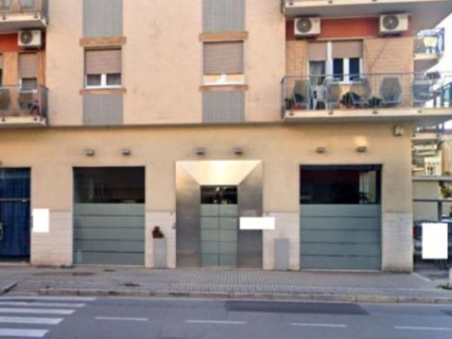 Immobile in asta di 194 m con più di 5 locali in vendita a Pescara