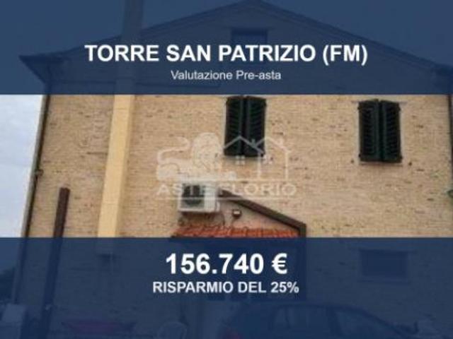 Immobile in asta di 196 m in vendita a Torre San Patrizio