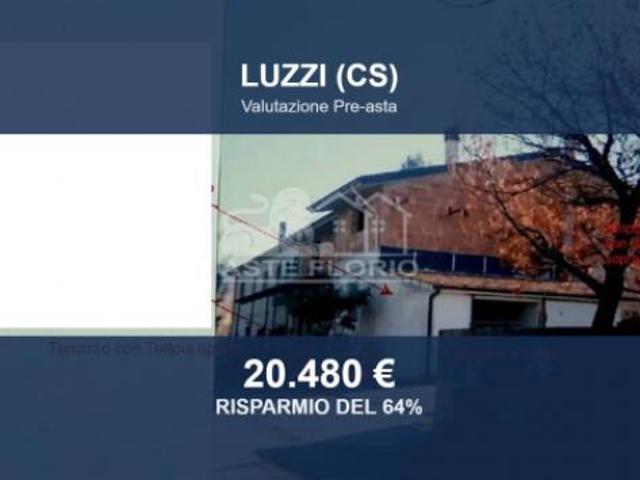 Immobile in asta di 199 m con più di 5 locali in vendita a Luzzi