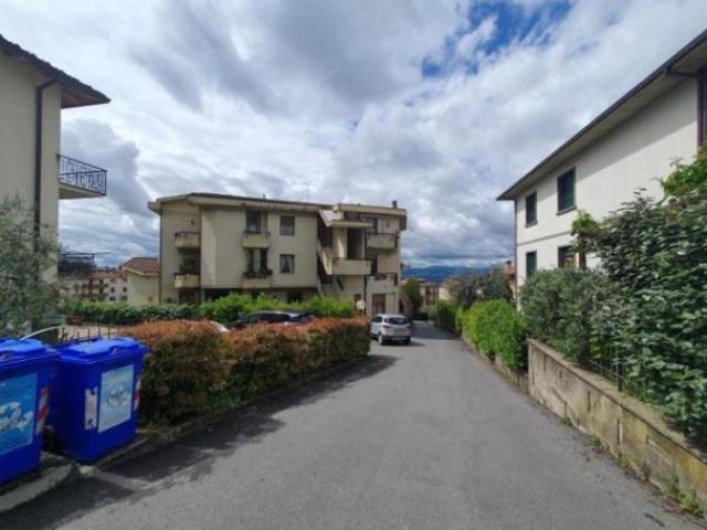 Immobile in asta di 103 m, box auto in vendita a Reggello