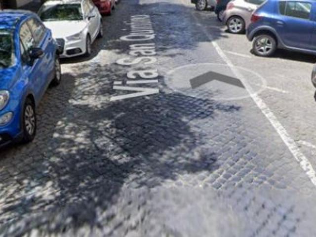 Immobile in asta di 1 m con più di 5 locali in vendita a Roma