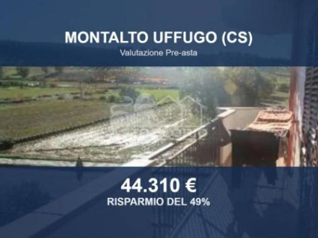 Immobile in asta di 100 m, box auto in vendita a Montalto Uffugo