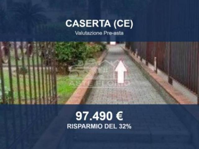 Immobile in asta di 100 m in vendita a Caserta