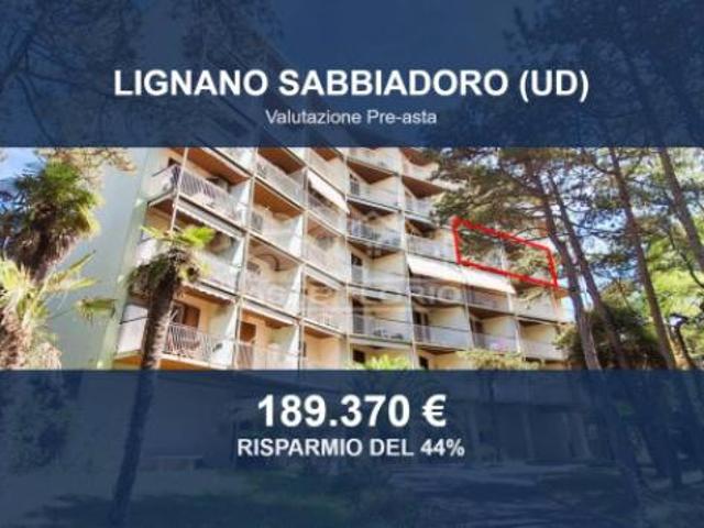 Immobile in asta di 100 m in vendita a Lignano Sabbiadoro