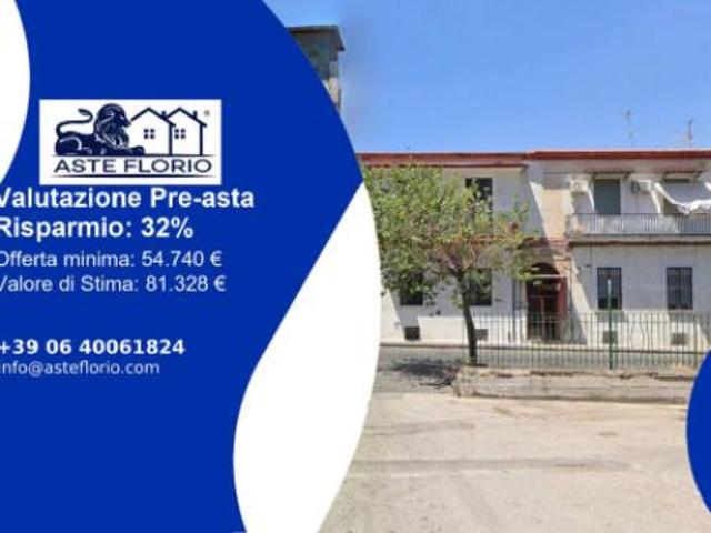 Immobile in asta di 100 m in vendita a Napoli