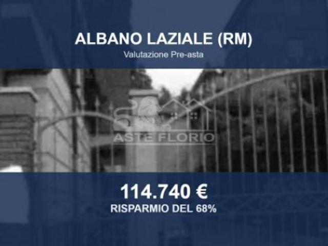 Immobile in asta di 101 m, box auto in vendita a Albano Laziale