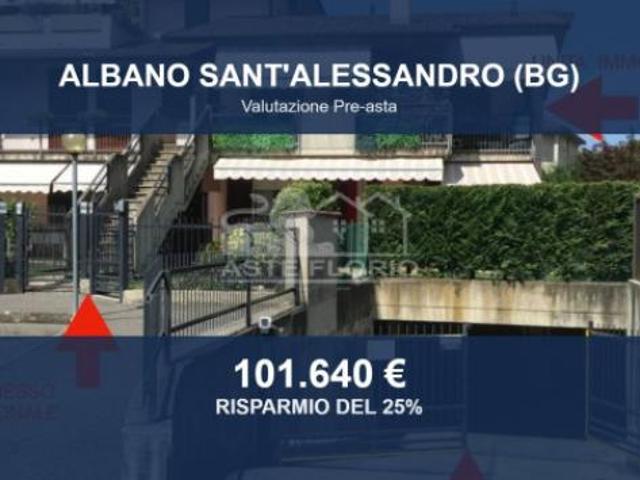 Immobile in asta di 101 m, box auto in vendita a Albano Sant'Alessandro