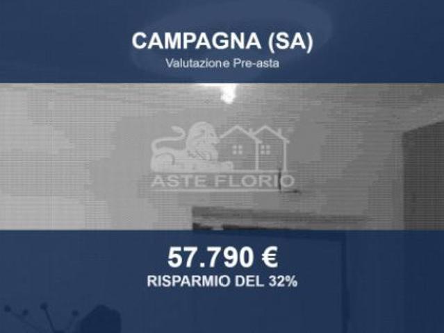 Immobile in asta di 101 m, box auto in vendita a Campagna