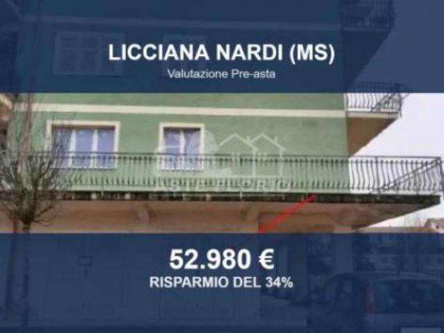 Immobile in asta di 101 m, box auto in vendita a Licciana Nardi