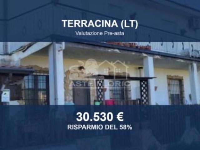 Immobile in asta di 101 m in vendita a Terracina