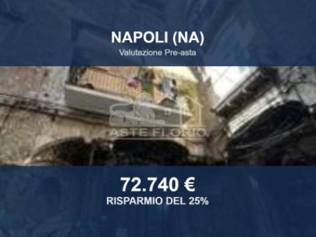 Immobile in asta di 101 m in vendita a Napoli