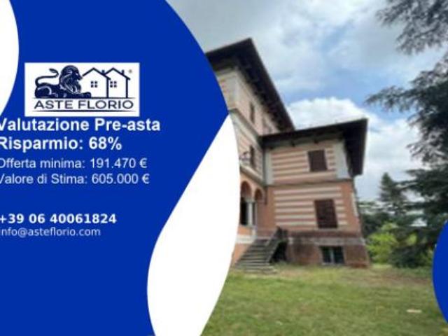 Immobile in asta di 102 m, box auto doppio in vendita a Novi Ligure