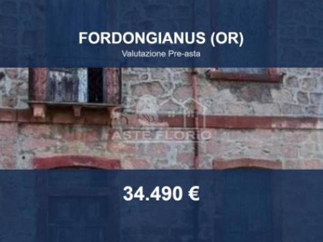 Immobile in asta di 102 m con più di 5 locali in vendita a Fordongianus
