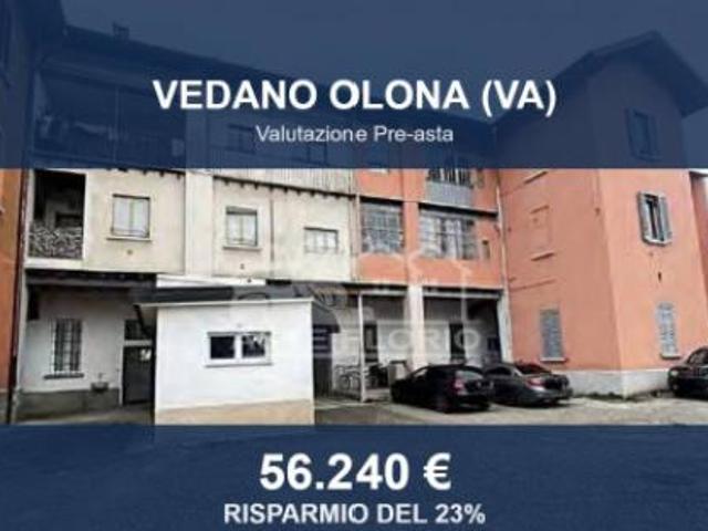 Immobile in asta di 102 m in vendita a Vedano Olona