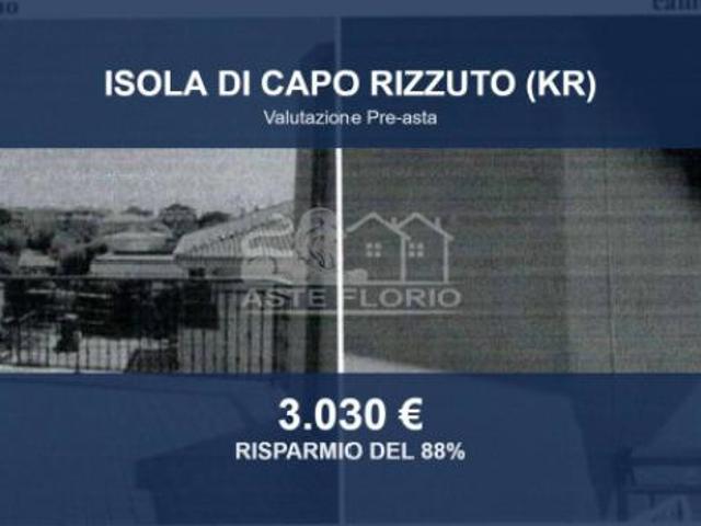 Immobile in asta di 102 m in vendita a Isola di Capo Rizzuto
