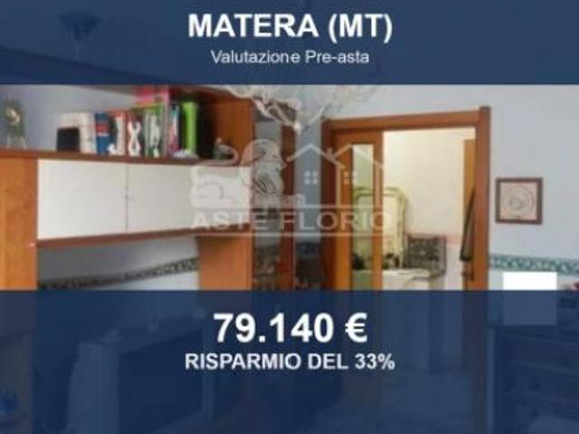 Immobile in asta di 102 m in vendita a Matera