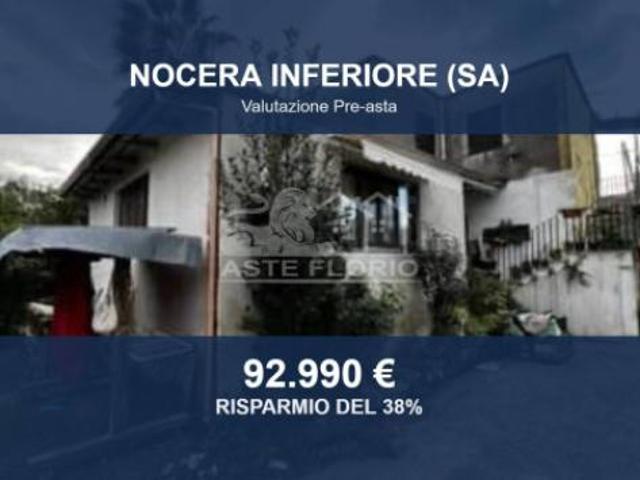 Immobile in asta di 107 m con più di 5 locali in vendita a Nocera Inferiore